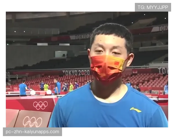 国乒一哥首次现场英超，小胖笑容太甜，国乒候英超